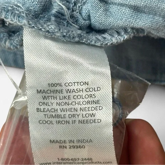 NWT DIP 100% Cotton Light Washed Blue Denim Ruffle Top Womens XL Summer - Picture 6 of 6